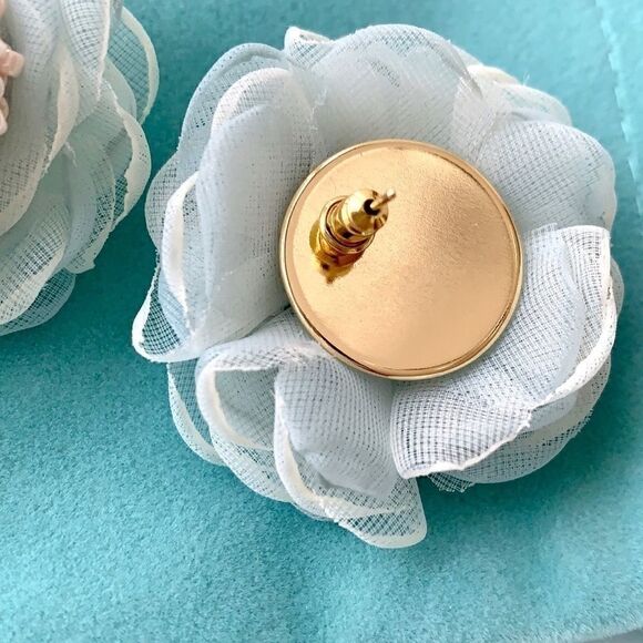 New gradient mesh flower with beaded earrings - Picture 14 of 14